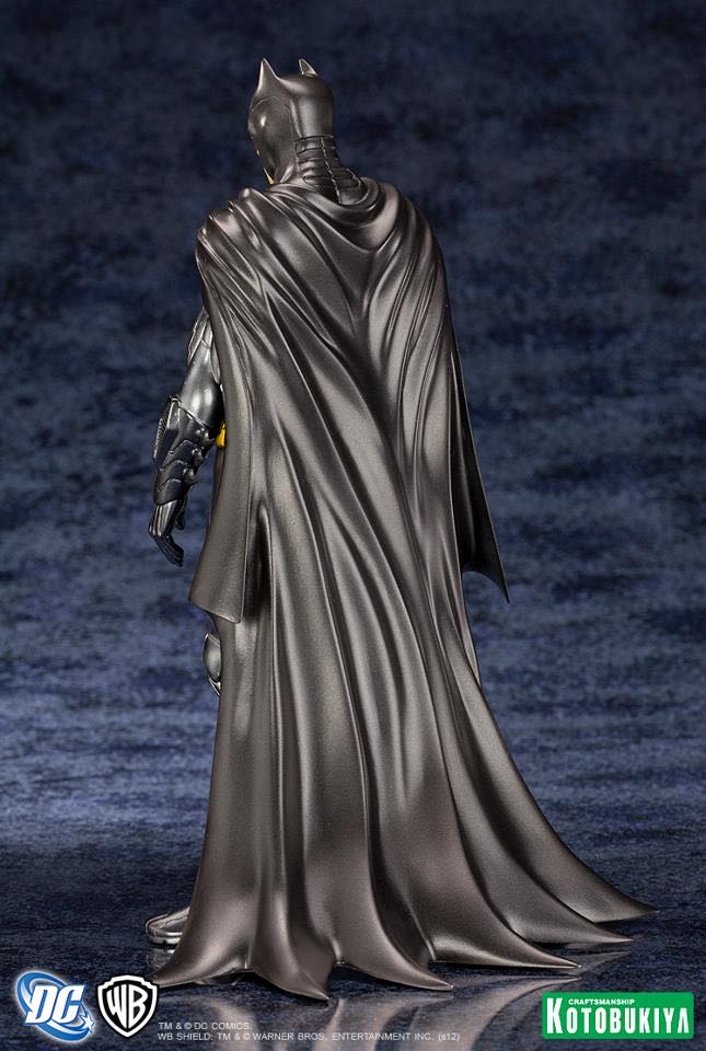 Kotobukiya ARTFX+ Justice League The New 52: Batman 1/10 Scale Statue - Kotobukiya (Justice League: The New 52) action figure collectible [Barcode 603259028445] - Main Image 4