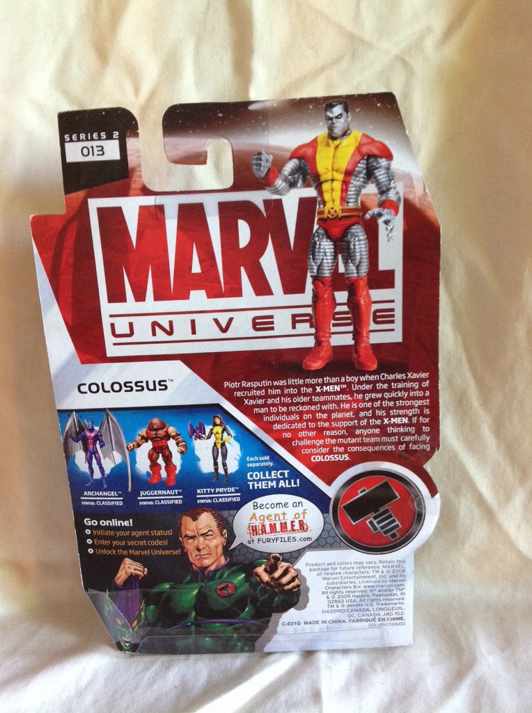 Colossus - Hasbro (Marvel Universe) action figure collectible [Barcode 603259038574] - Main Image 2