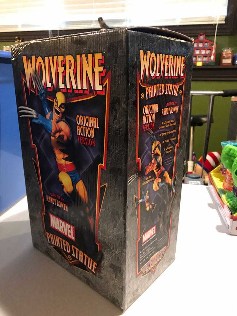 Wolverine Original Action Version - Bowen Designs  action figure collectible [Barcode 610740010858] - Main Image 2