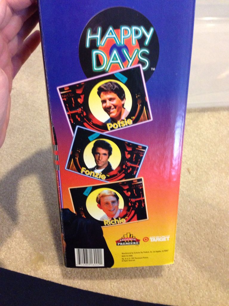 Potsie  - Exclusive Premiere (Happy Days) action figure collectible [Barcode 611385160021] - Main Image 2