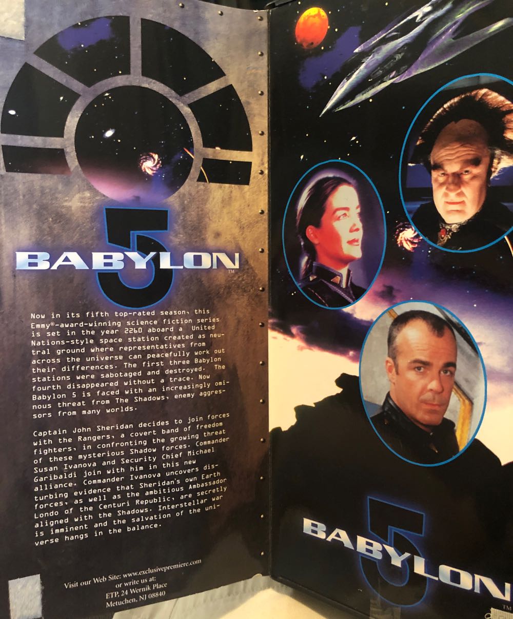 BABYLON 5 Michael Garibaldi - Exclusive Premiere (Babylon 5) action figure collectible [Barcode 611385200222] - Main Image 3