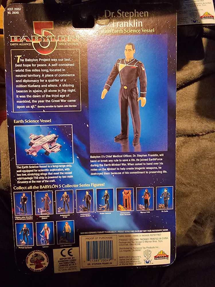 Babylon 5- Dr. Stephen Franklin - Exclusive Premiere (Babylon 5) action figure collectible [Barcode 611385200499] - Main Image 2