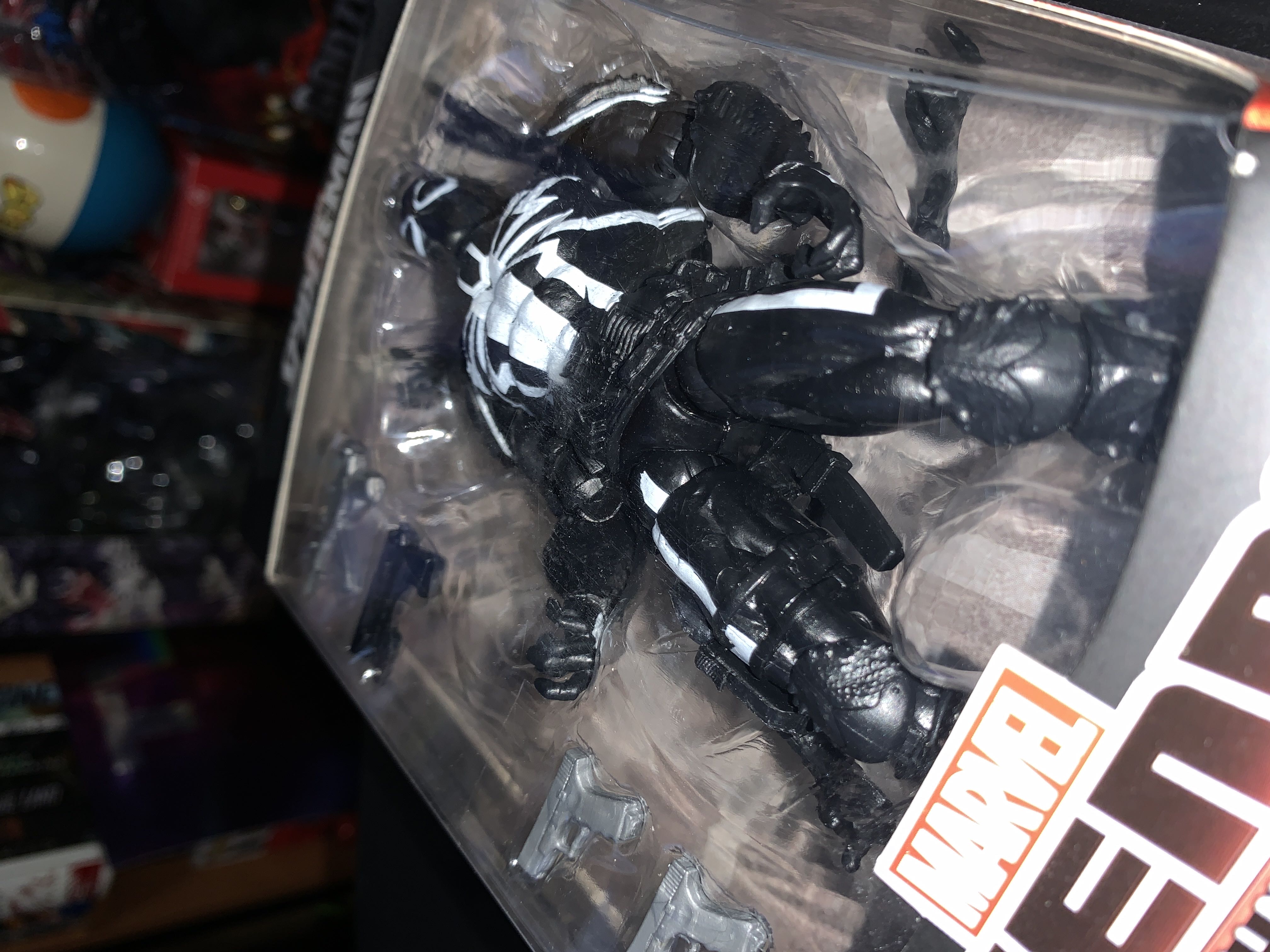 Agent Venom - Hasbro (Marvel Legends (BAF - Green Goblin)) action figure collectible [Barcode 630509247714] - Main Image 3