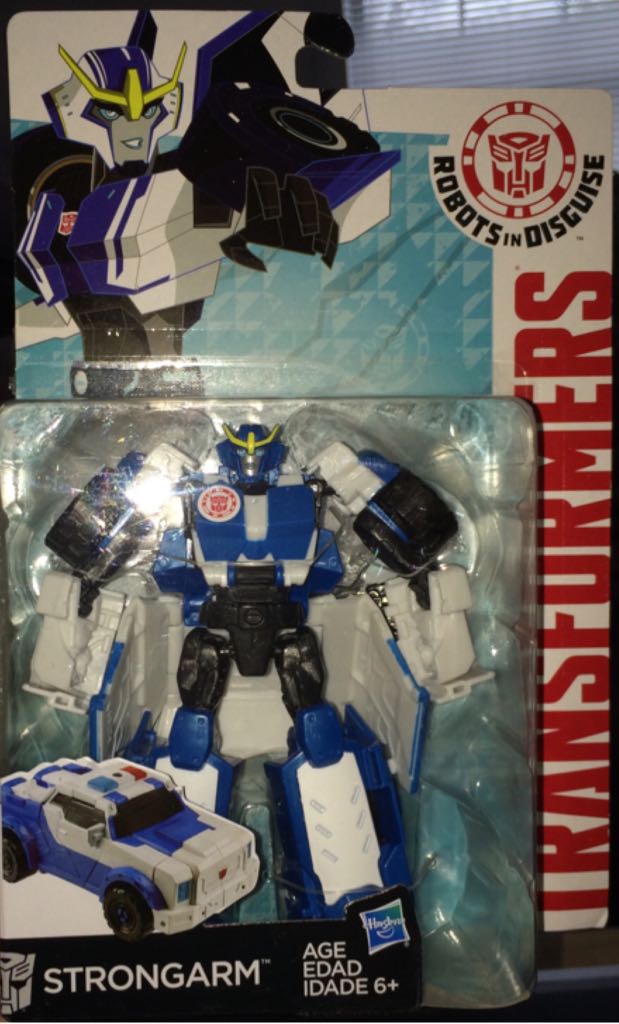 Strongarm - Hasbro (Robots In Disguise 2015) action figure collectible [Barcode 630509266241] - Main Image 1