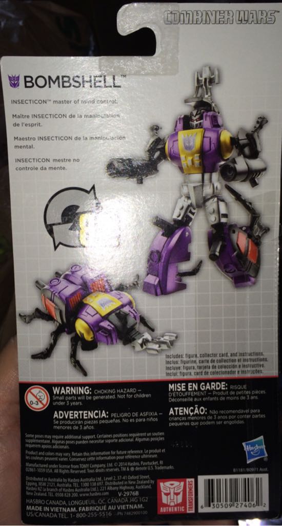 Bombshell (CW) - Hasbro (Transformers: Combiner Wars) action figure collectible [Barcode 630509274062] - Main Image 2