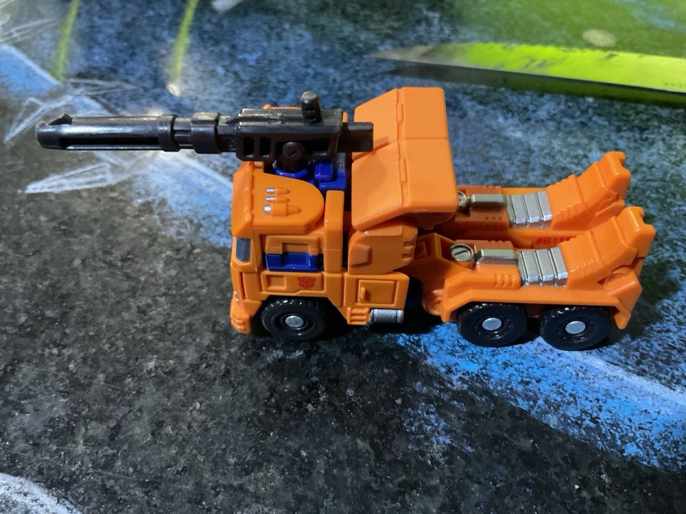 Transformers Combiner Wars Huffer - Hasbro (Transformers: Combiner Wars) action figure collectible [Barcode 630509281879] - Main Image 4