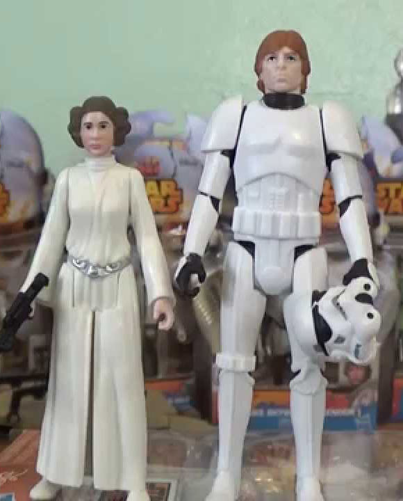 Princess Leia & Luke Skywalker In Stormtrooper Disguise - Hasbro (A New Hope) action figure collectible [Barcode 630509283804] - Main Image 4