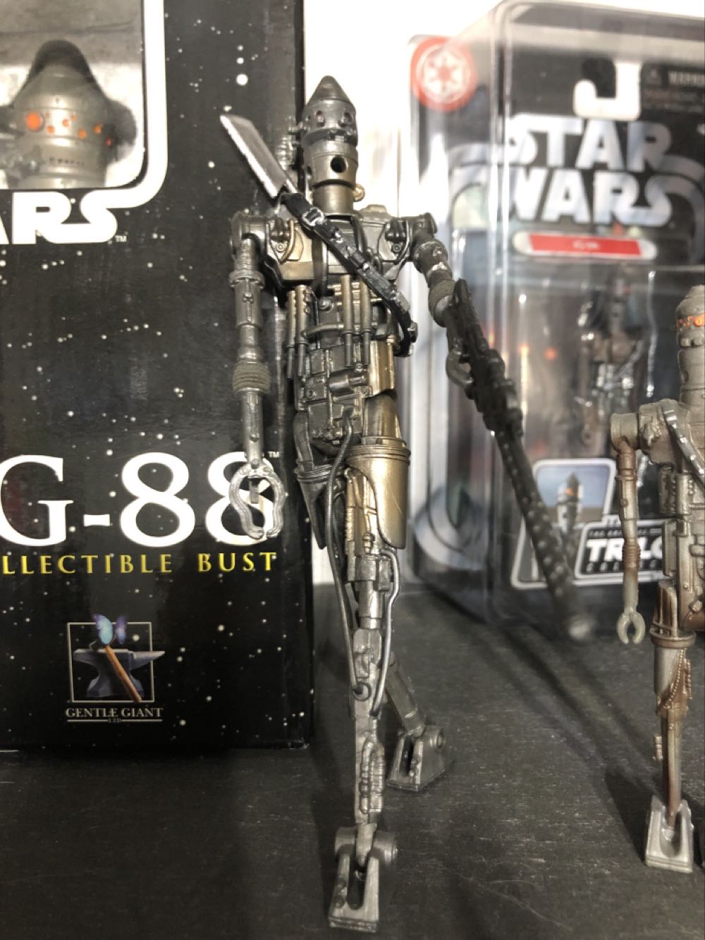 IG-88 - Hasbro (Star Wars Episode VI Return Of The Jedi) action figure collectible [Barcode 630509283842] - Main Image 4