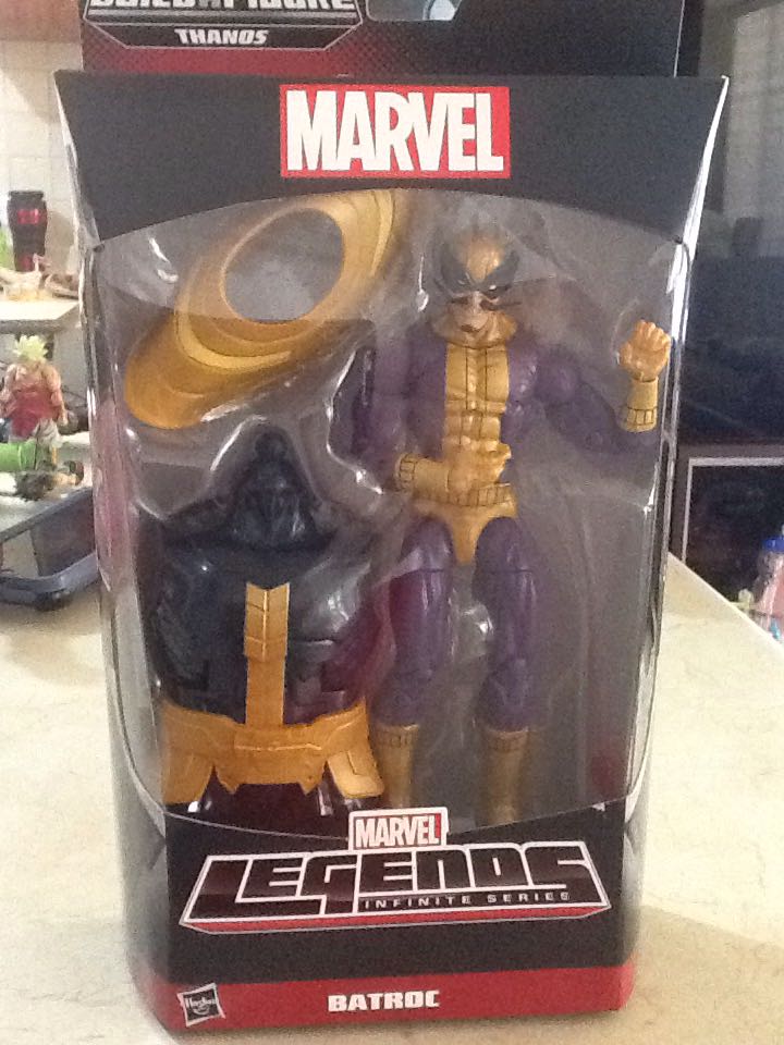 Batroc - Hasbro (Marvel Legends (BAF - Thanos)) action figure collectible [Barcode 630509284306] - Main Image 2