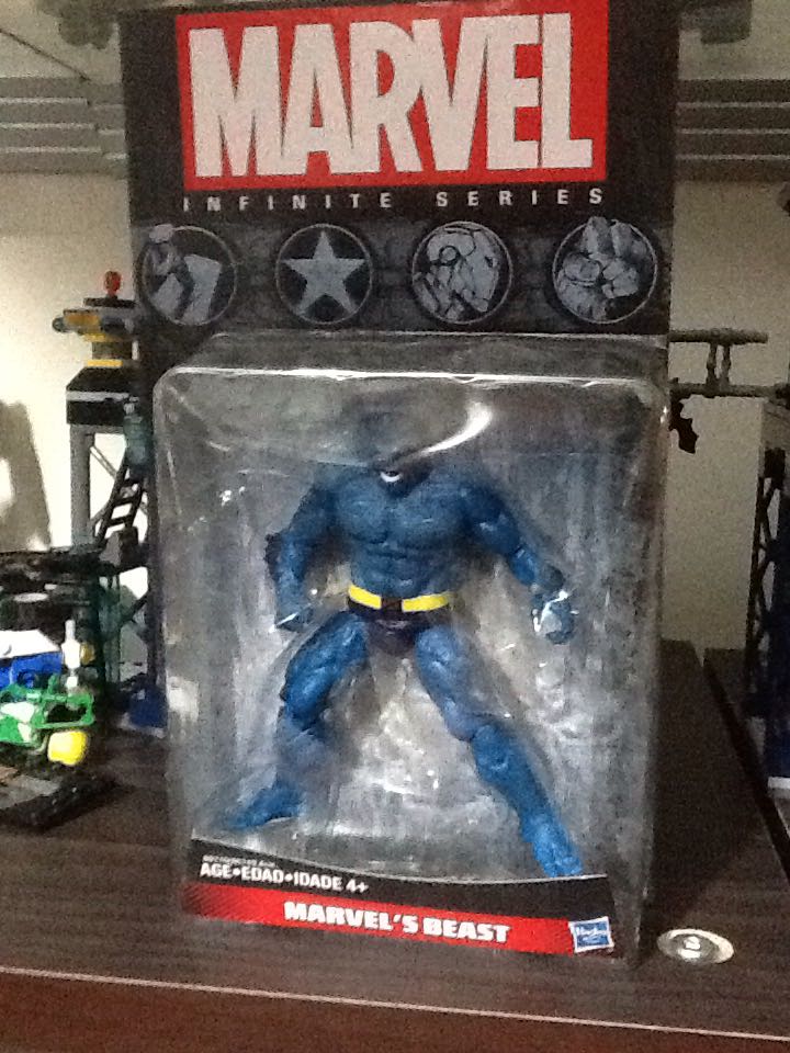 Beast (Blue) - Hasbro (Marvel Infinite Series) action figure collectible [Barcode 630509284771] - Main Image 2