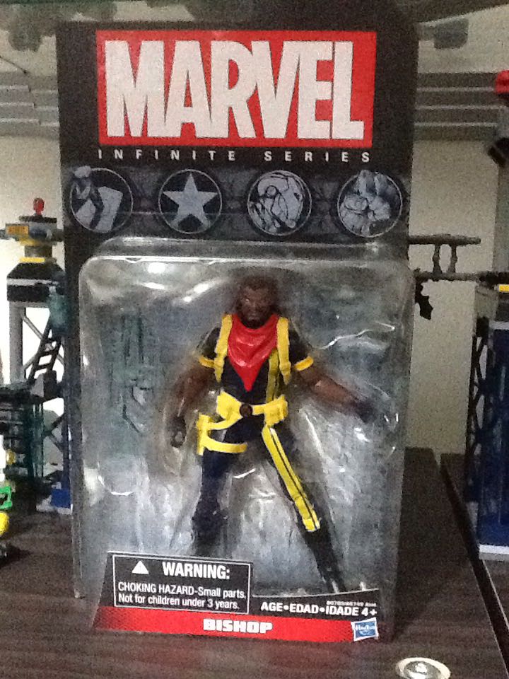 Marvel-Bishop - Hasbro (Marvel-Marvel Legend Series 3.75”) action figure collectible [Barcode 630509284825] - Main Image 2