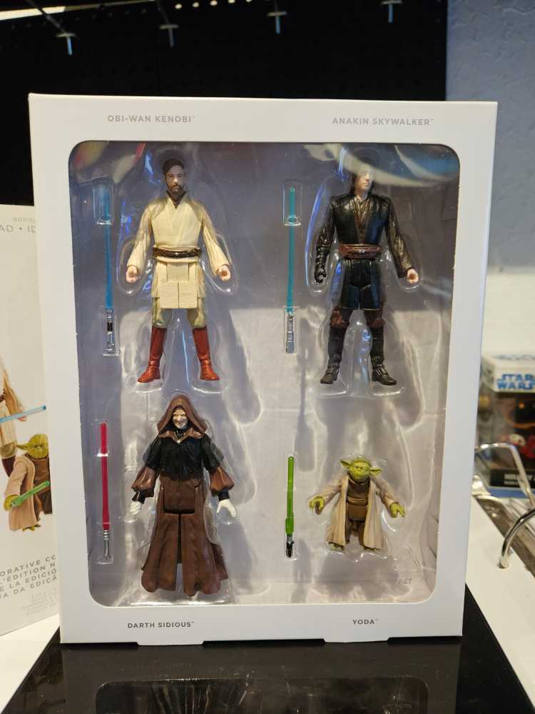 Episode III Revenge Of The Sith  - Hasbro (Digital Release Commemorative Collection) action figure collectible [Barcode 630509287406] - Main Image 3
