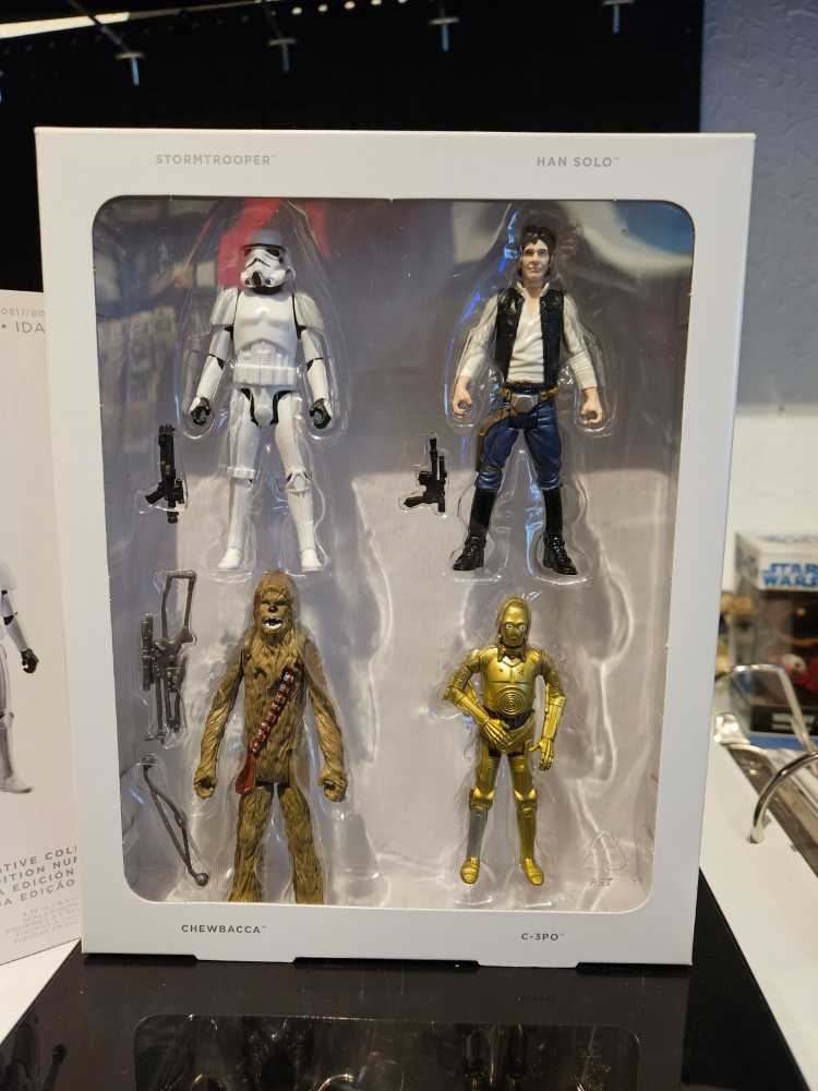 Star Wars Episode IV Digital Release Commemorative Collection - Hasbro (Star Wars) action figure collectible [Barcode 630509287444] - Main Image 3