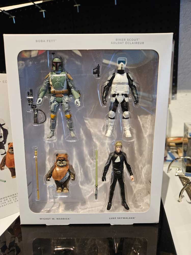 Star Wars Digital Release Commemorative Collection: Episode VI - Hasbro (Star Wars: Episode VI - Return Of The Jedi) action figure collectible [Barcode 630509287475] - Main Image 3