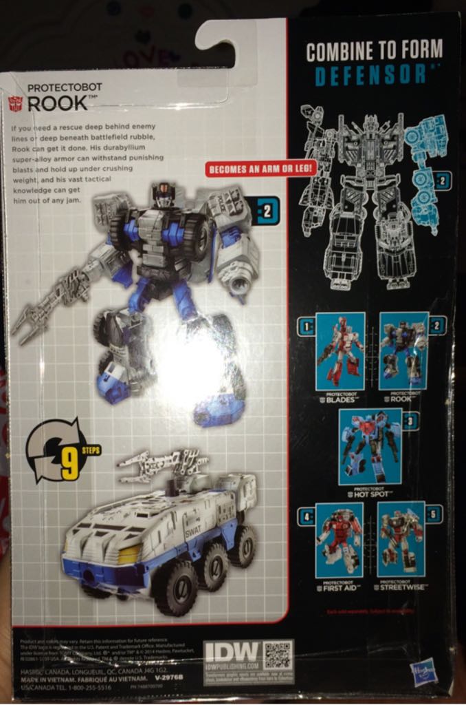 Protectobot Rook - Hasbro (Transformers: Combiner Wars) action figure collectible [Barcode 630509298402] - Main Image 2