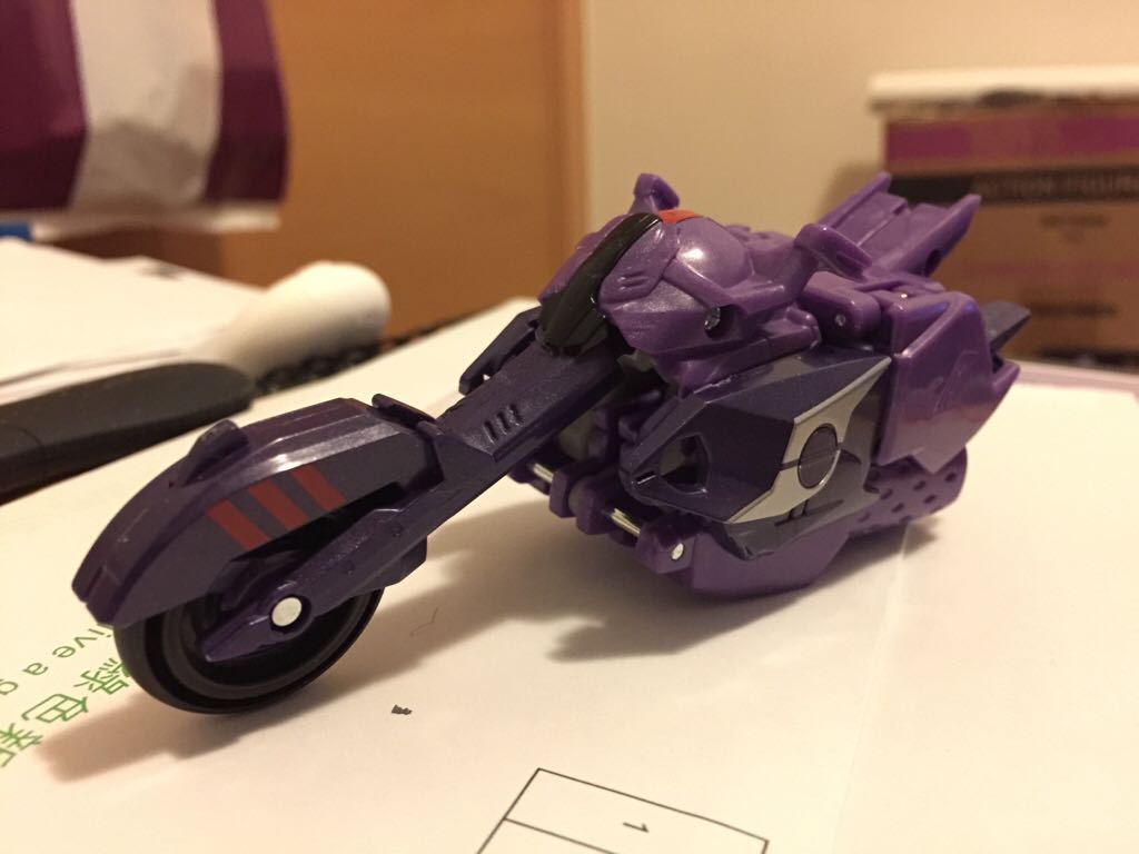 Transformers: Fracture - Decepticon - Hasbro (Legion Class) action figure collectible [Barcode 630509300013] - Main Image 2