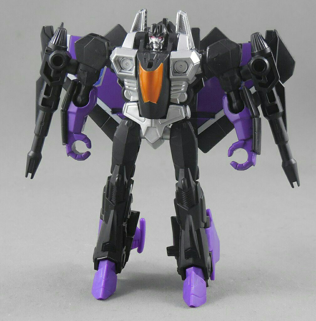 Transformers Combiner Wars: Skywarp - Hasbro (Transformers Generations) action figure collectible [Barcode 630509314287] - Main Image 2