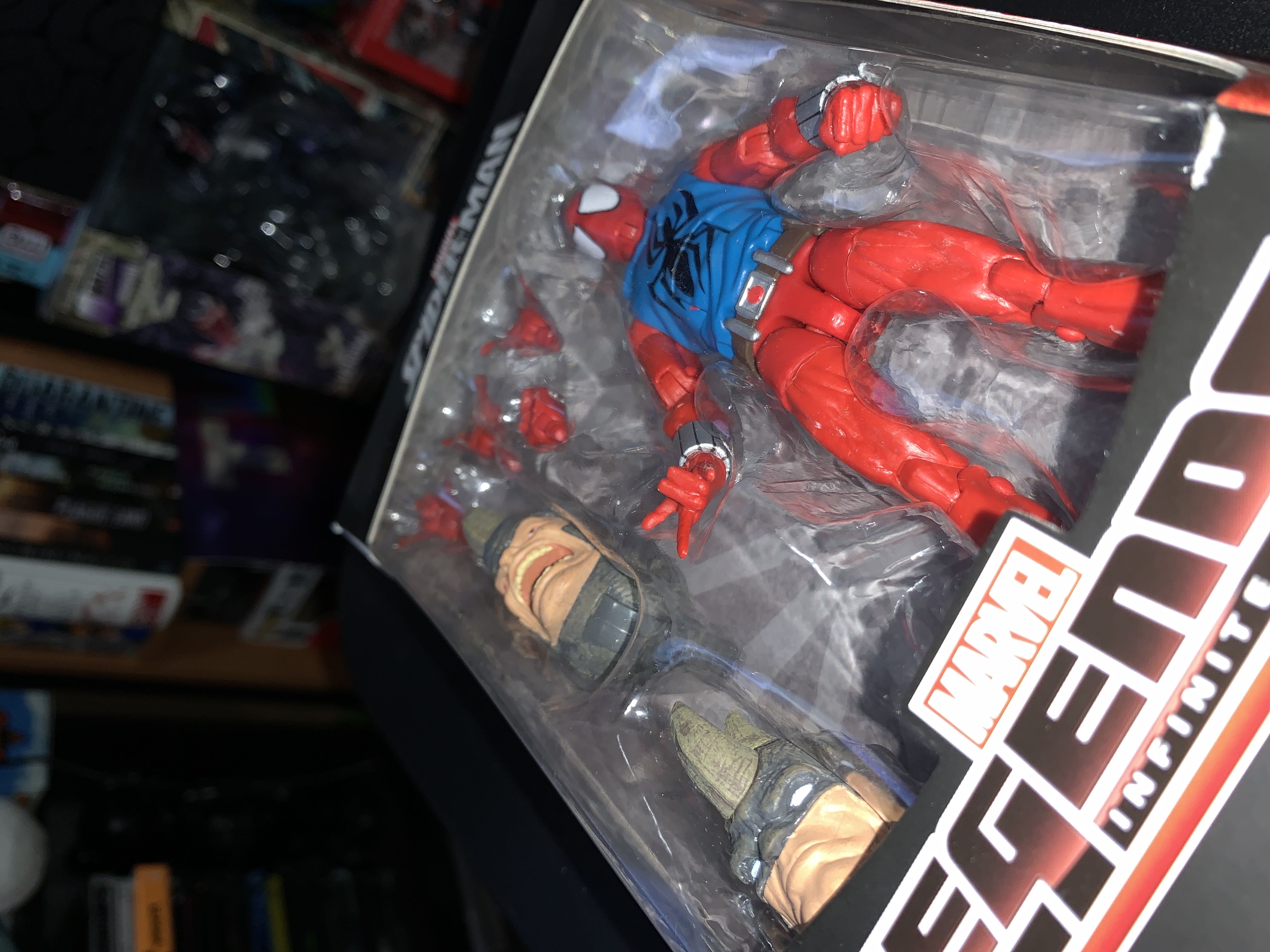 Scarlet Spider - Hasbro (Marvel Legends Series Rhino Baf Wave) action figure collectible [Barcode 630509318292] - Main Image 3