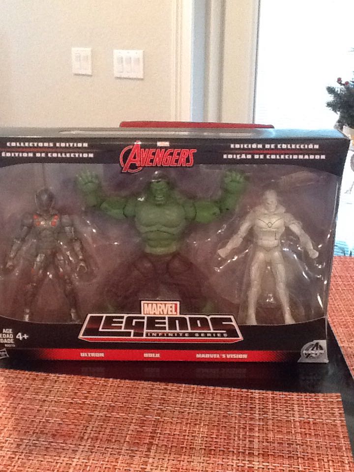 Ultron Hulk And Vision 3 Pack - Hasbro (Marvel Legends) action figure collectible [Barcode 630509336203] - Main Image 2