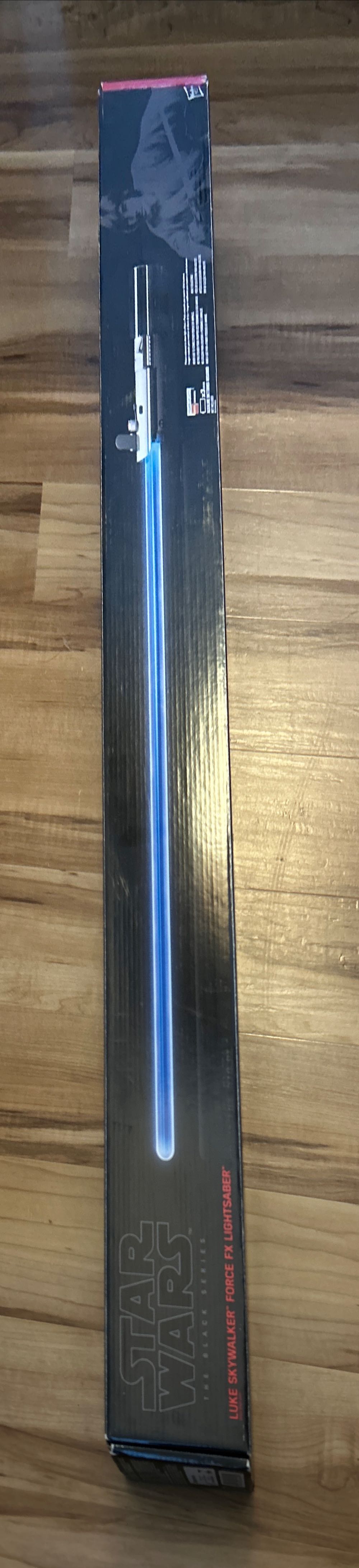 Star Wars the Black Series Lightsaber Luke Skywalker - Disney/Hasbro (Star Wars The Black Series) action figure collectible [Barcode 630509348015] - Main Image 2