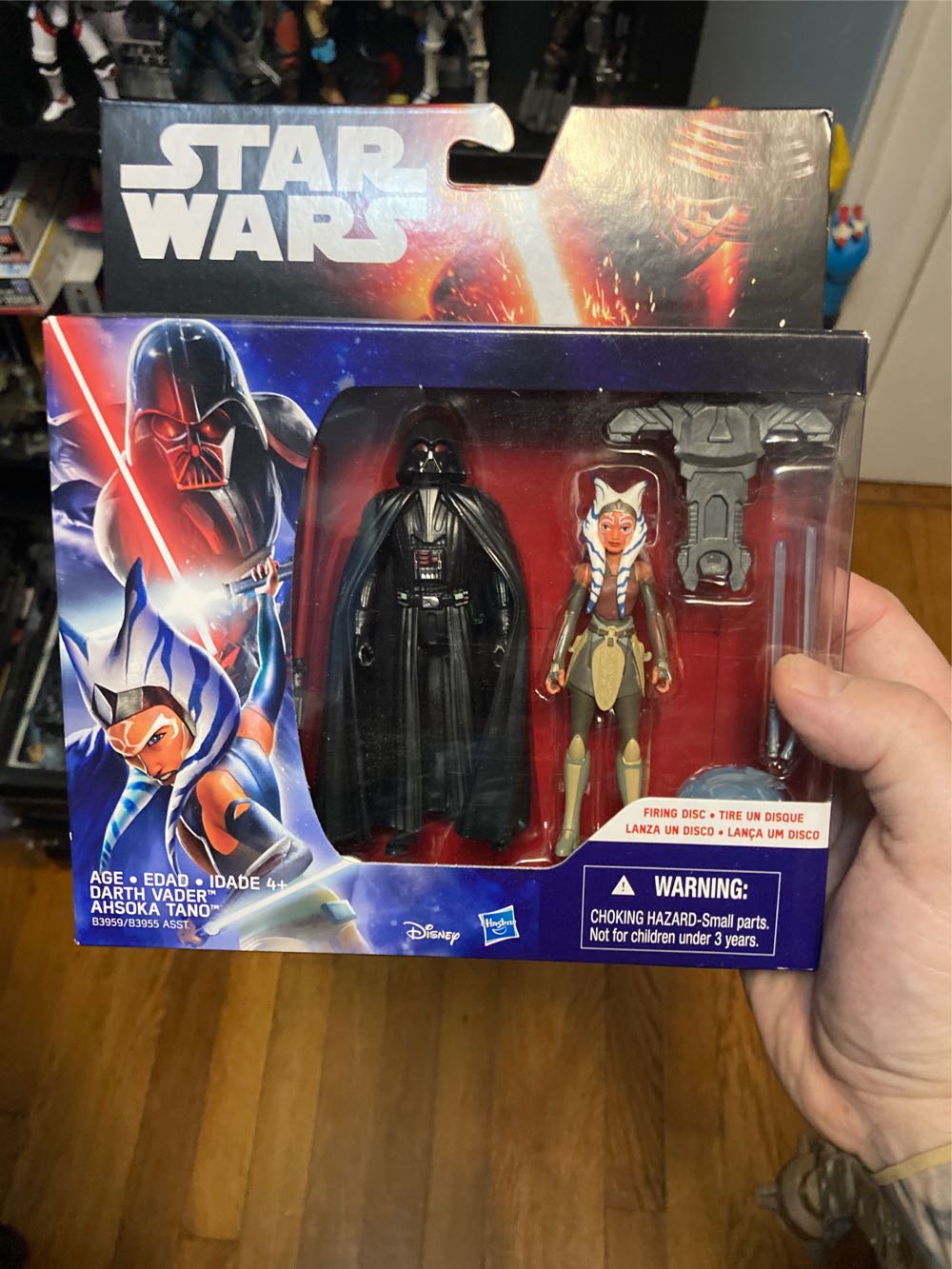 Darth Vader and Ahsoka Tano - Star Wars - Hasbro (Star Wars) action figure collectible [Barcode 630509349302] - Main Image 4