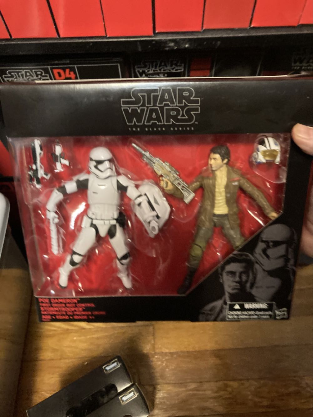 SW BS 01 Poe Dameron & First Order Riot Control Stormtrooper - Hasbro (Star Wars Episode VII The Force Awakens) action figure collectible [Barcode 630509355747] - Main Image 3