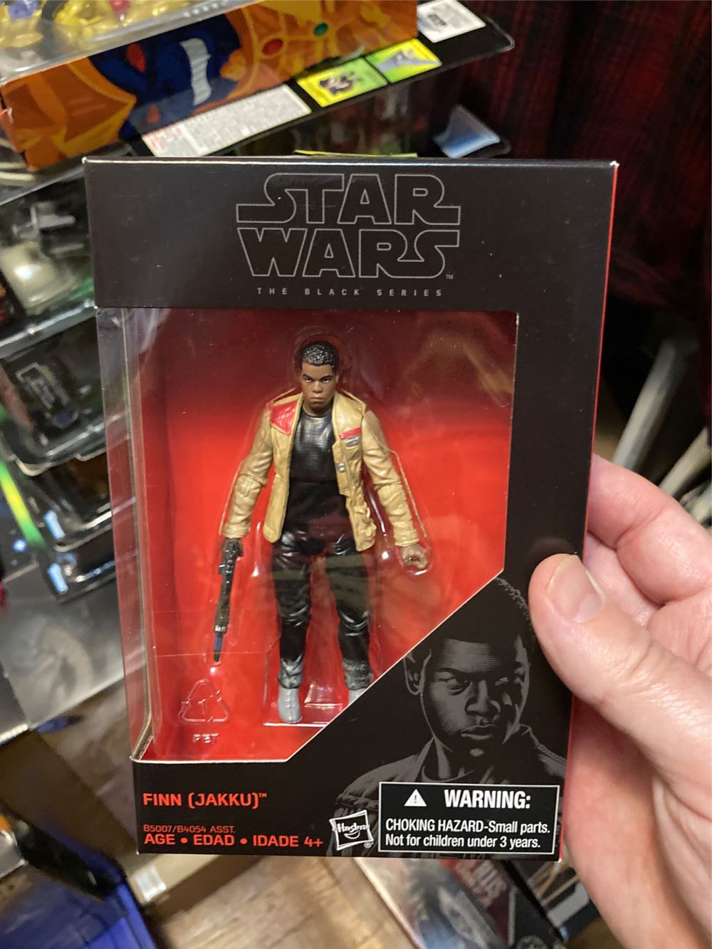 Finn (Jakku) - Disney/Hasbro (Star Wars The Black Series) action figure collectible [Barcode 630509371778] - Main Image 4