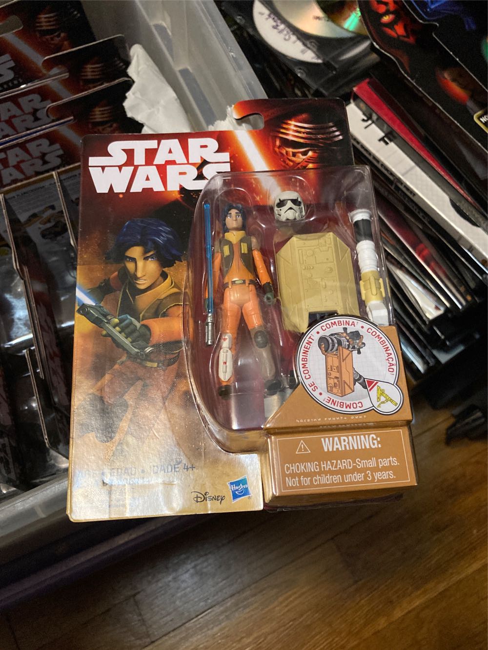 Ezra Bridger (Unmasked) SWR  TFA - Hasbro (Star Wars Episode VII The Force Awakens) action figure collectible [Barcode 630509371938] - Main Image 3