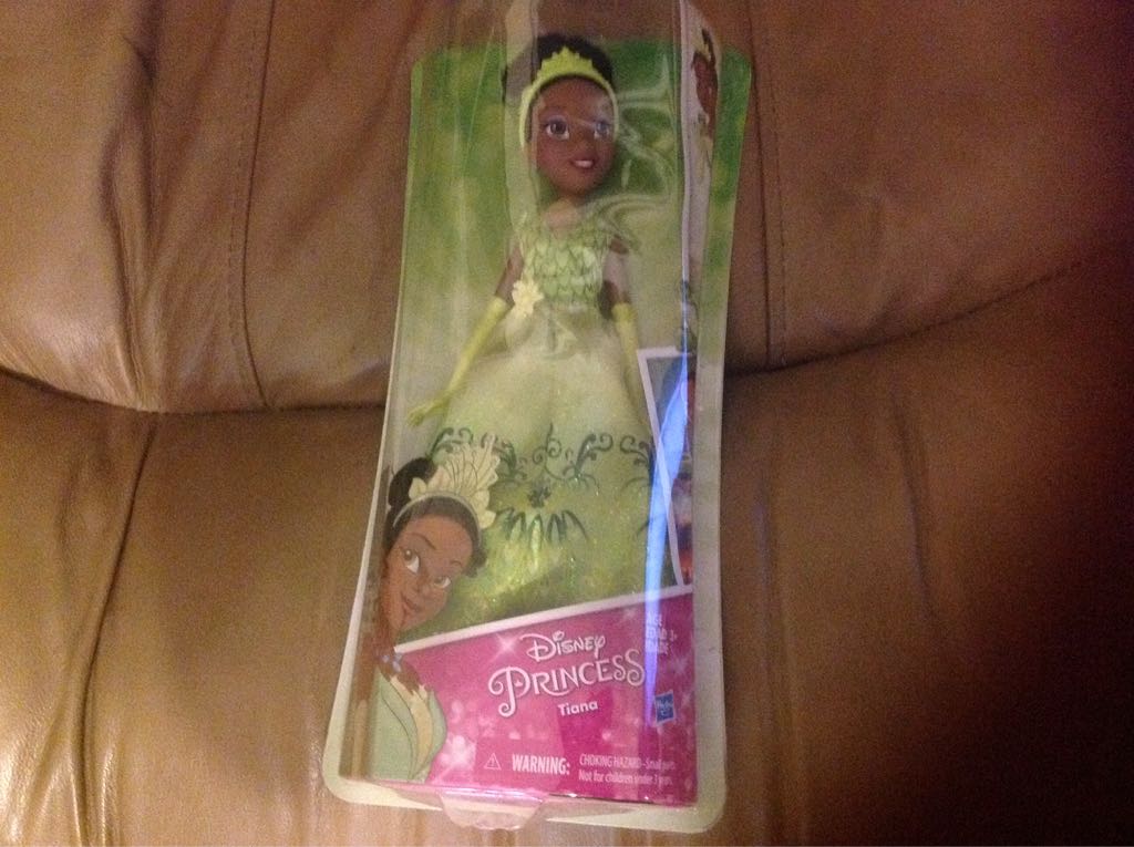 Tiana, Disney Princess Tiana, Royal Shimmer - Hasbro (Disney Princess Royal Shimmer) action figure collectible [Barcode 630509393947] - Main Image 2
