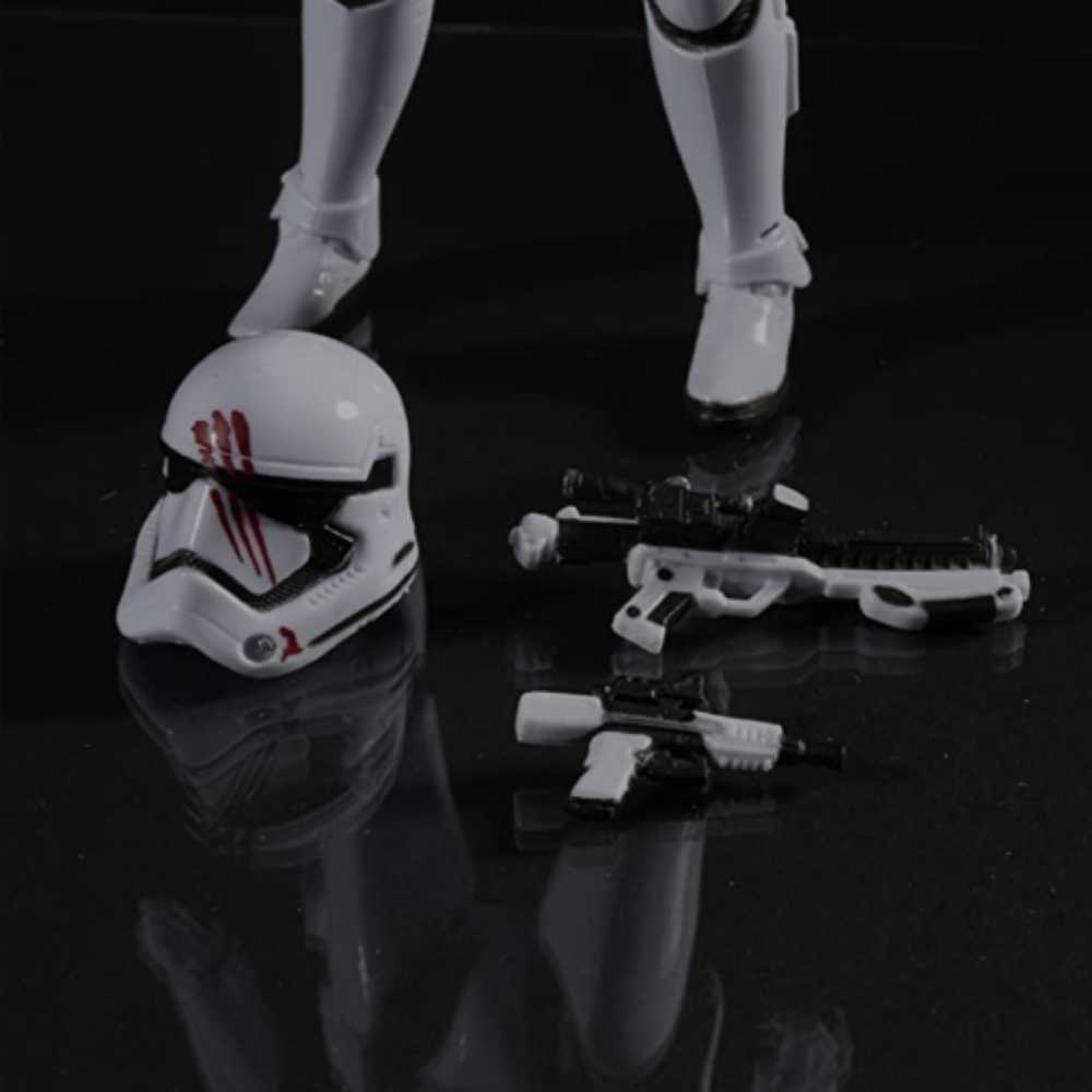 Finn (FN-2187)•#17•Star Wars Black Series - Hasbro (Star Wars - Black Series) action figure collectible [Barcode 630509394449] - Main Image 4