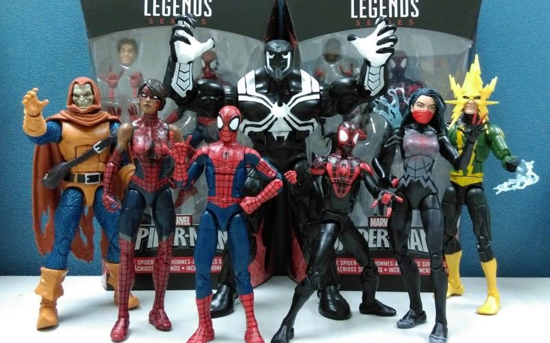 Electro - Hasbro (Marvel Legends  - Venom Series) action figure collectible [Barcode 630509402700] - Main Image 2