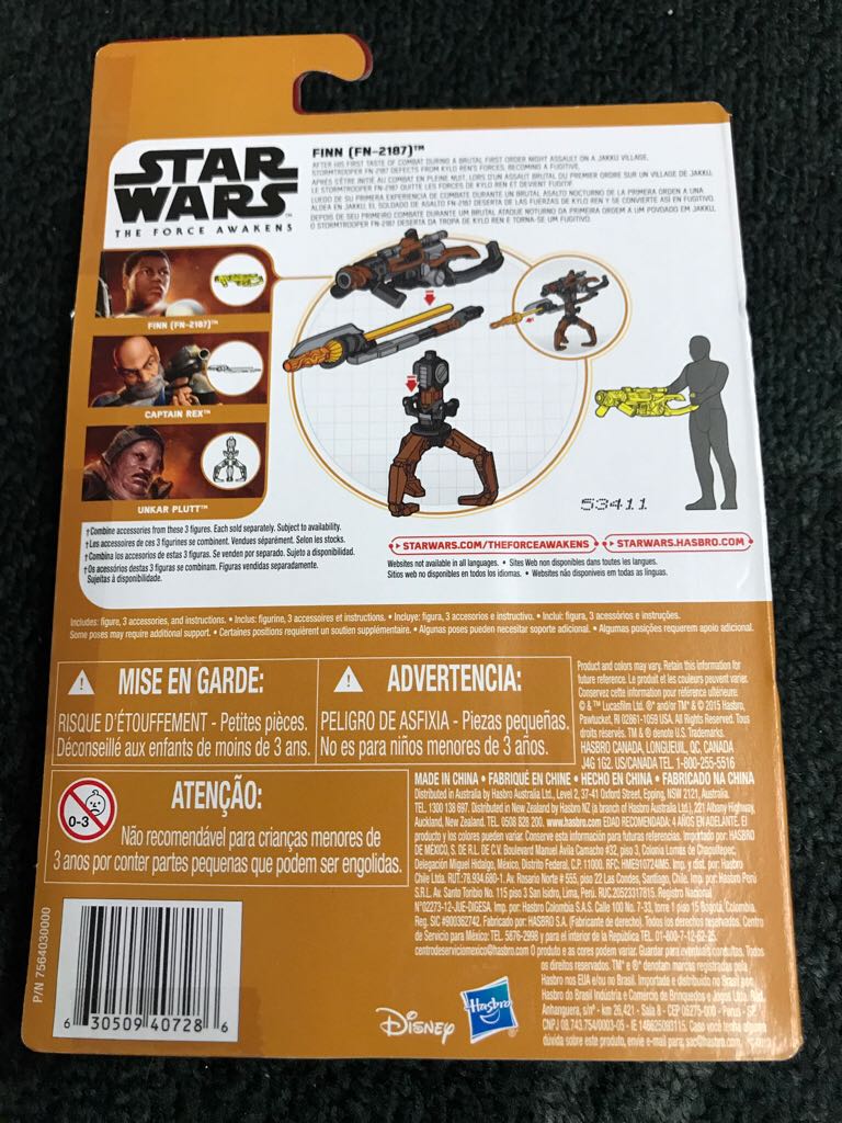Finn (FN-2187) - Disney/Hasbro (The Force Awakens) action figure collectible [Barcode 630509407286] - Main Image 2