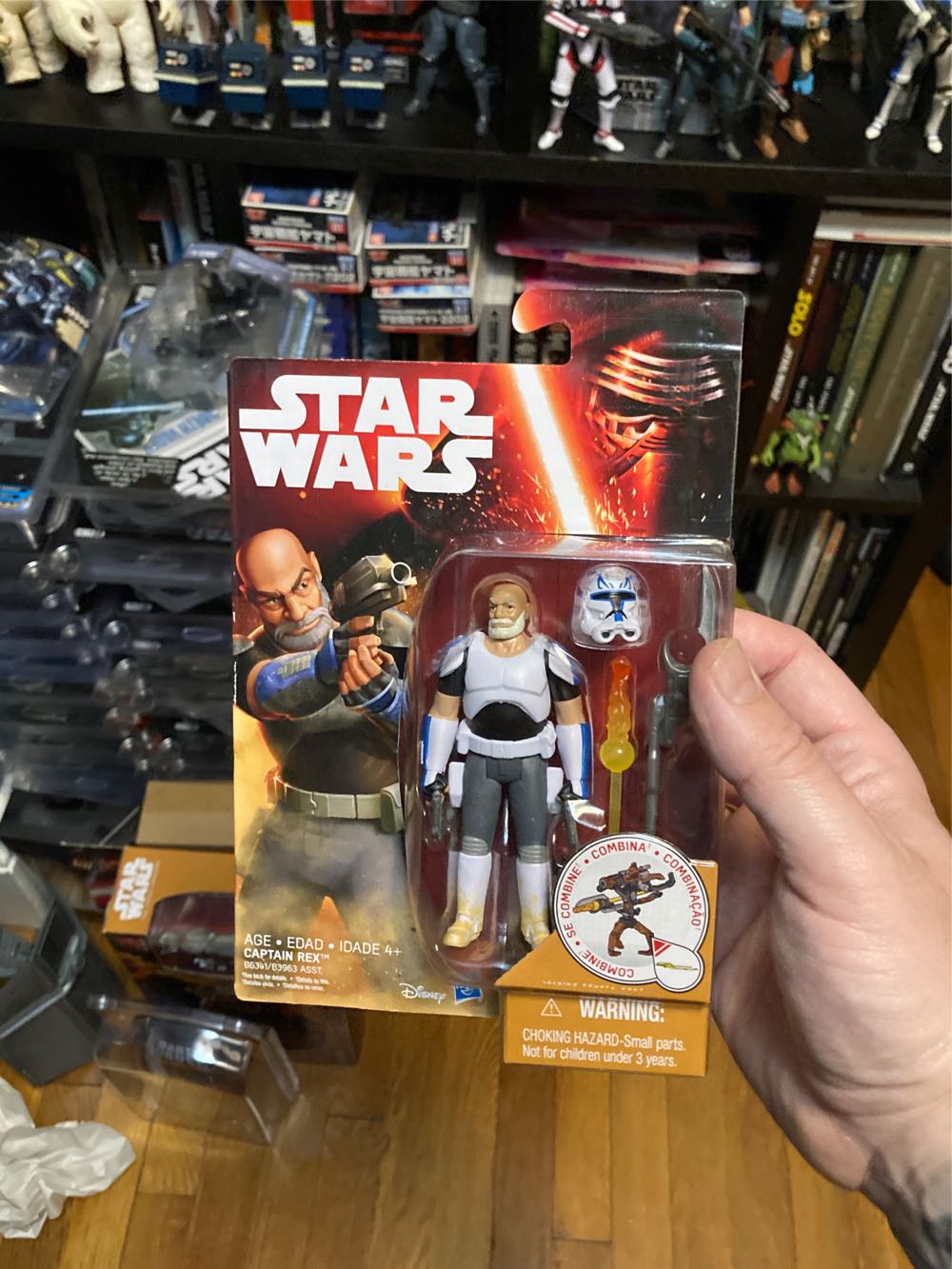 Captain Rex (Old Man) - Star Wars (The Force Awakens) - Disney / Hasbro (Star Wars) action figure collectible [Barcode 630509407408] - Main Image 3