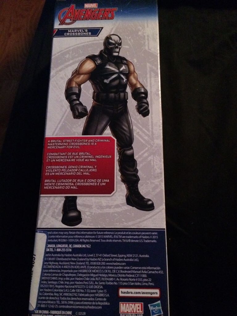 Crossbones  - Hasbro (Avengers Titan Heroes) action figure collectible [Barcode 630509412327] - Main Image 2