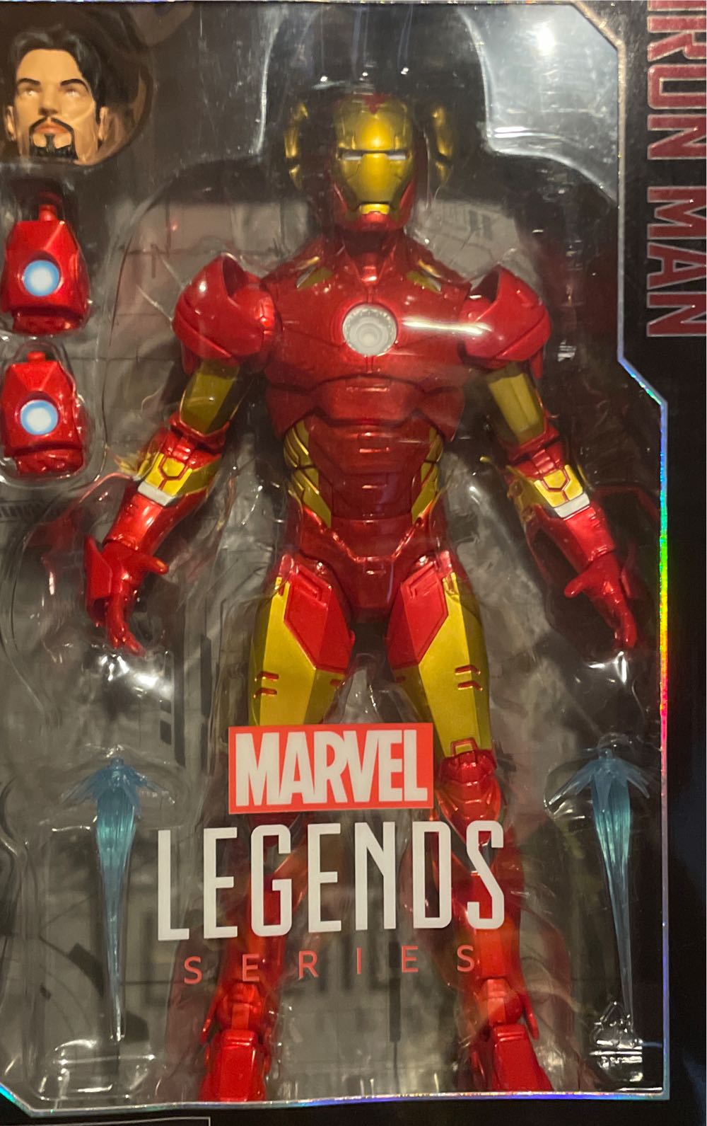 Iron Man - Hasbro (Marvel Legends) action figure collectible [Barcode 630509428335] - Main Image 3