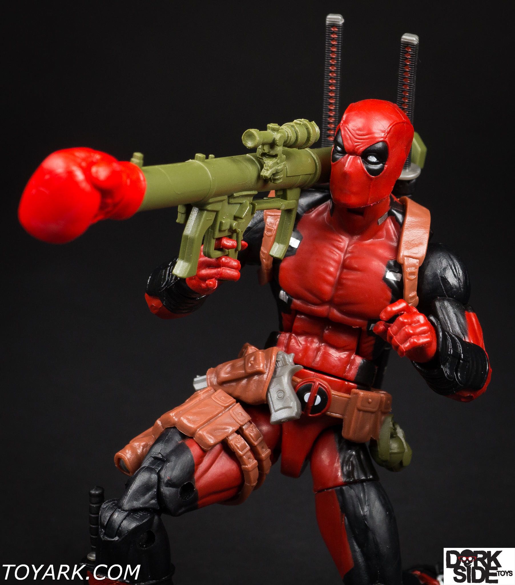 Deadpool - Hasbro (Marvel Legends Juggernaut Series) action figure collectible [Barcode 630509448814] - Main Image 3