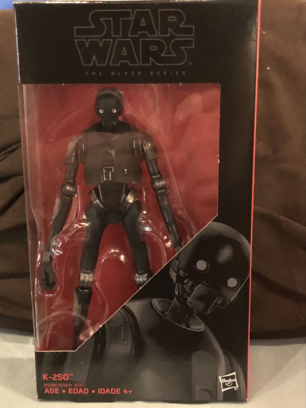 Black Series. Red Box. #24. K-2SO - Hasbro (Black Series) (Star Wars - The Black Series) action figure collectible [Barcode 630509477173] - Main Image 3