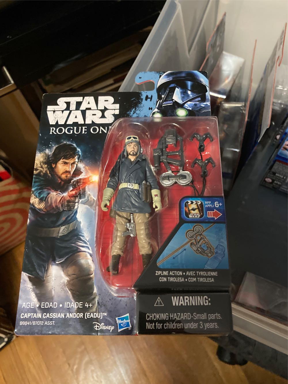 Captain Cassian Andor (Eadu) - Disney / Hasbro (Star Wars) action figure collectible [Barcode 630509482771] - Main Image 4