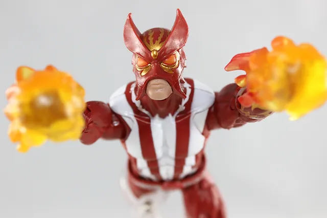 Sunfire - Hasbro (Marvel: Legends: 6”) action figure collectible [Barcode 630509502226] - Main Image 3