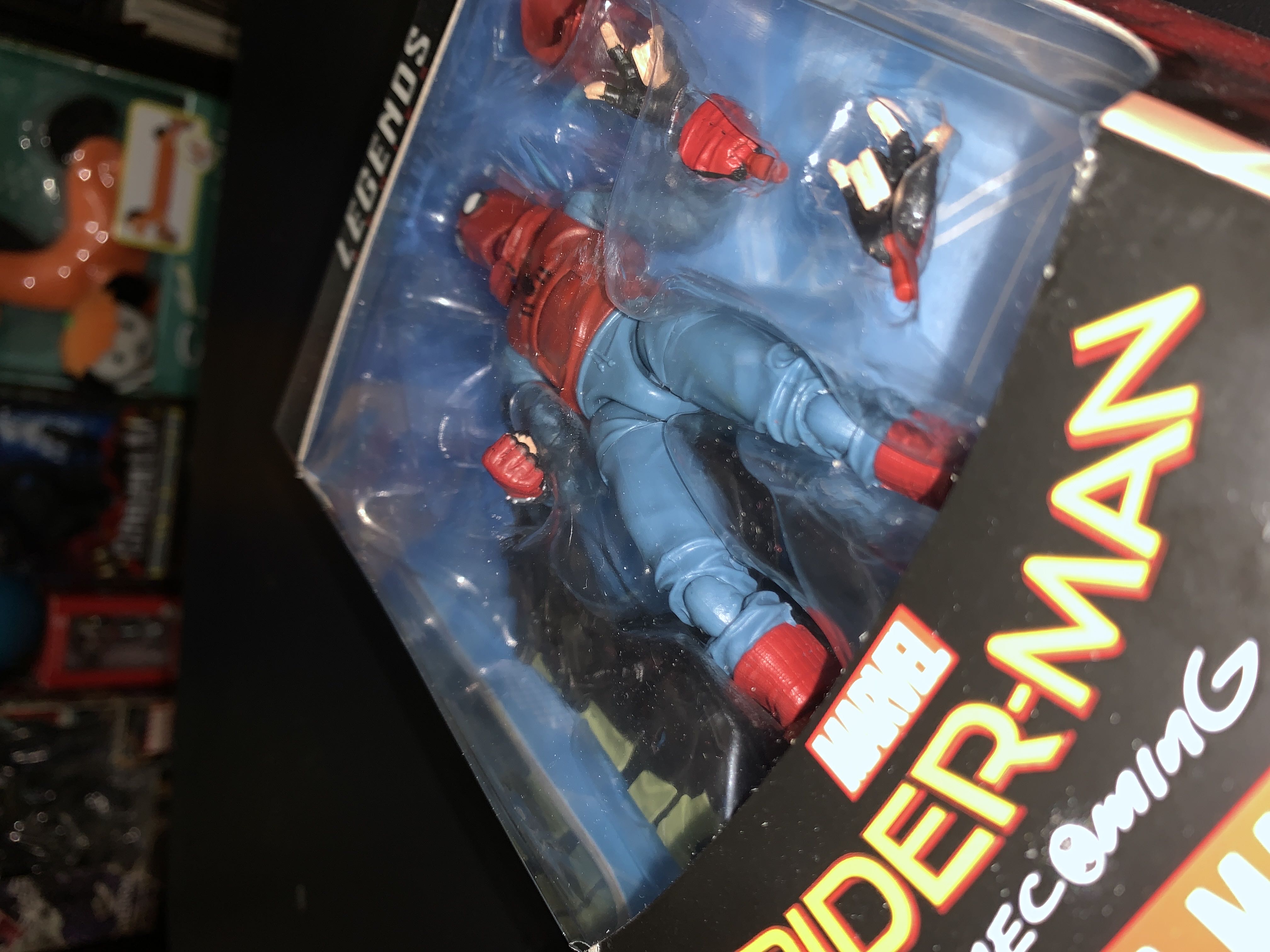 Marvel Legends 0 Hoodie Spider-Man - Hasbro (Marvel Legends Spiderman Vulture BAF) action figure collectible [Barcode 630509517428] - Main Image 3