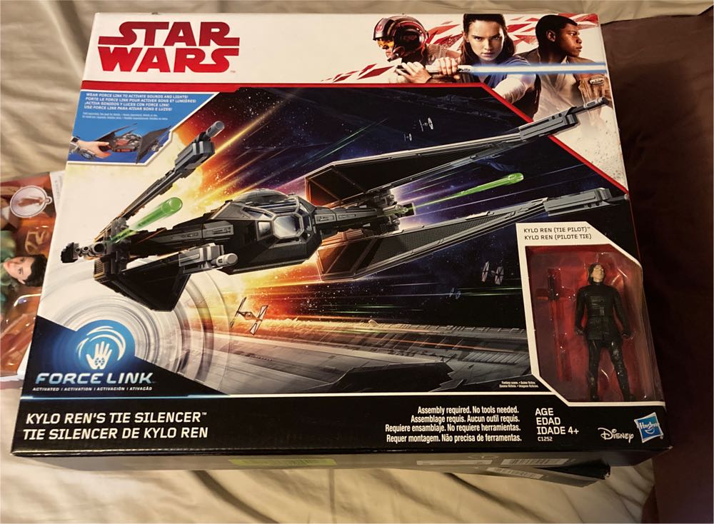 Kylo Ren - Disney / Hasbro (Force Link 3.75” 2017: Vehicles) action figure collectible [Barcode 630509519477] - Main Image 3