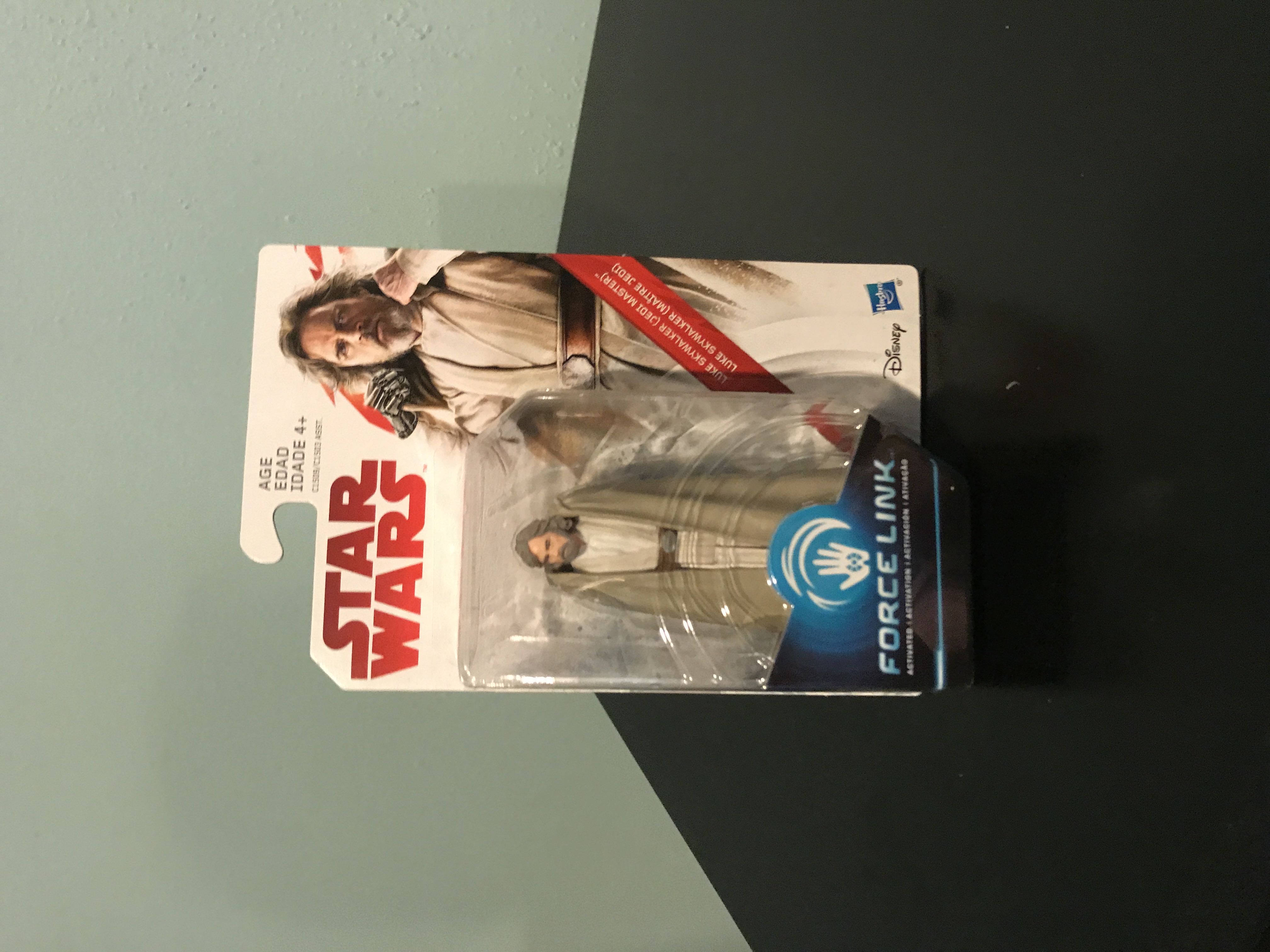 Luke Sky walker (Jedi Master) - Disney Hasbro (Star Wars: The Last Jedi) action figure collectible [Barcode 630509519637] - Main Image 3