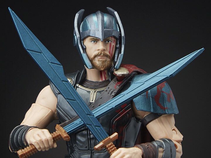 Thor - Hasbro (Marvel Legends World War Hulk BAF) action figure collectible [Barcode 630509526437] - Main Image 4