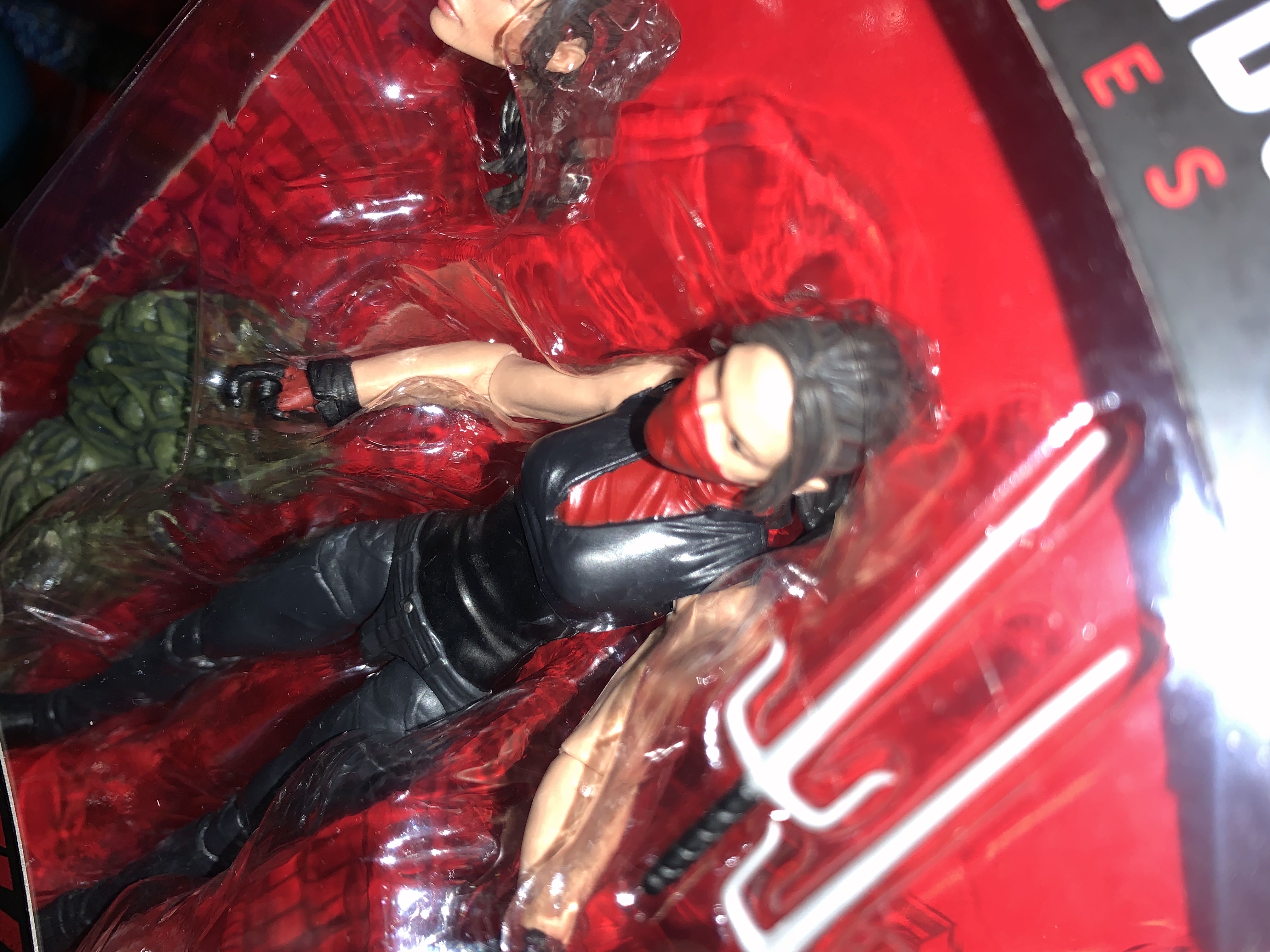 Elektra (Man-Thing) - Hasbro (Marvel Legends (BAF - Man-Thing)) action figure collectible [Barcode 630509526475] - Main Image 4