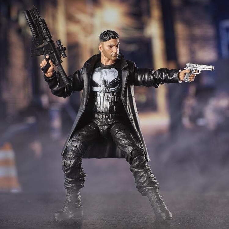Punisher - Marvel Legends (MCU (Defenders)) action figure collectible [Barcode 630509526482] - Main Image 3
