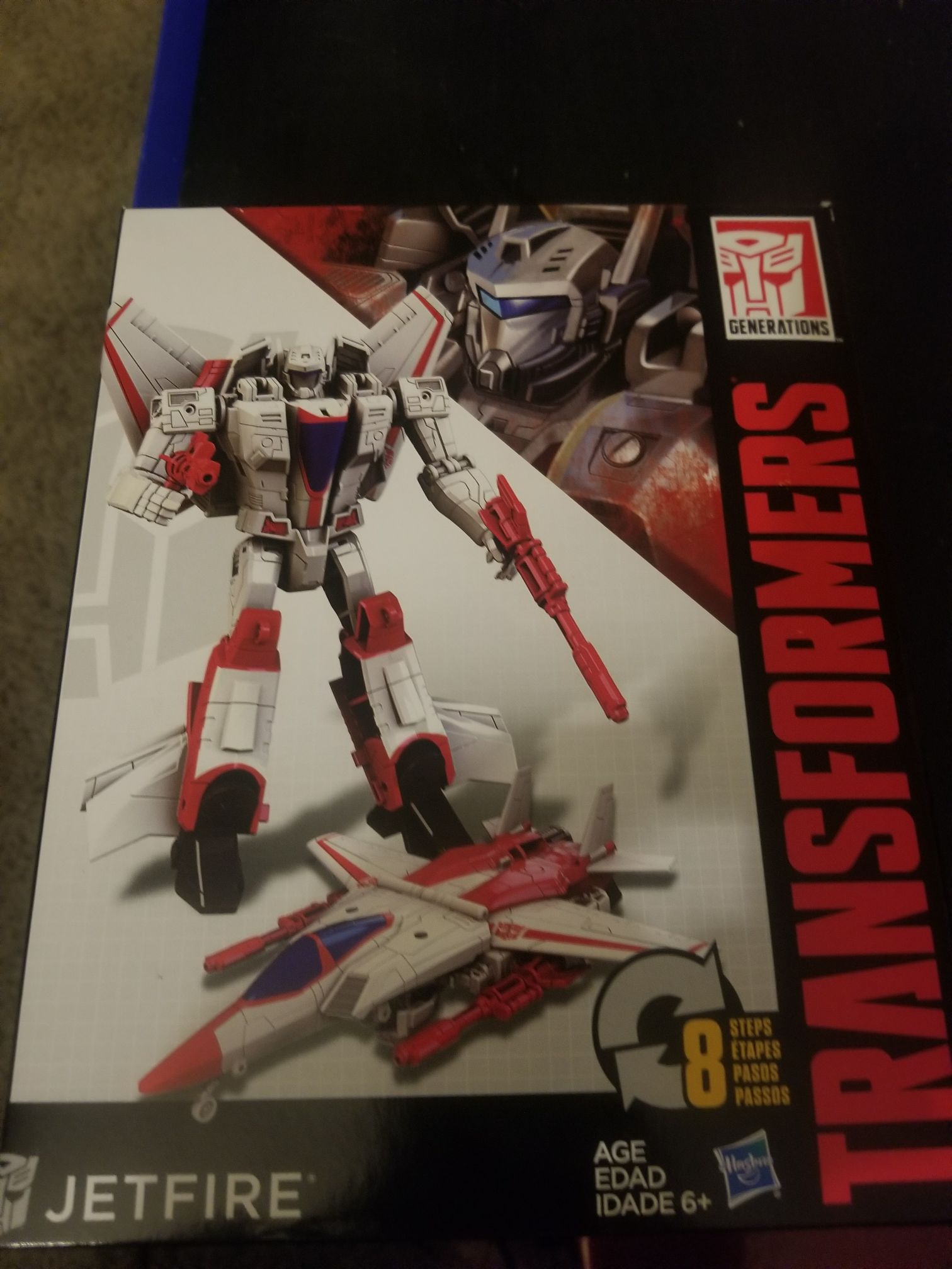 Transformers - Generations - Jetfire - Hasbro (Transformers Generations) action figure collectible [Barcode 630509526659] - Main Image 1