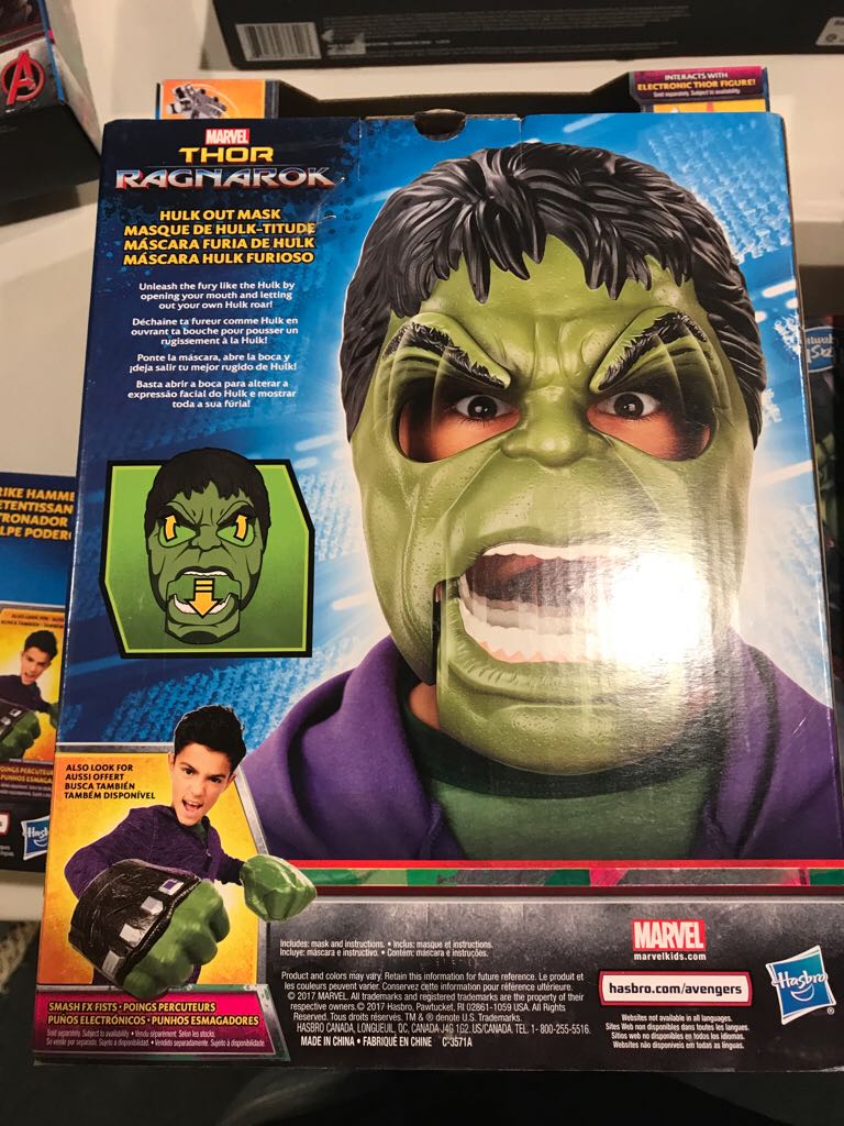 Thor Ragnarok Hulk Out Mask  action figure collectible [Barcode 630509527144] - Main Image 2