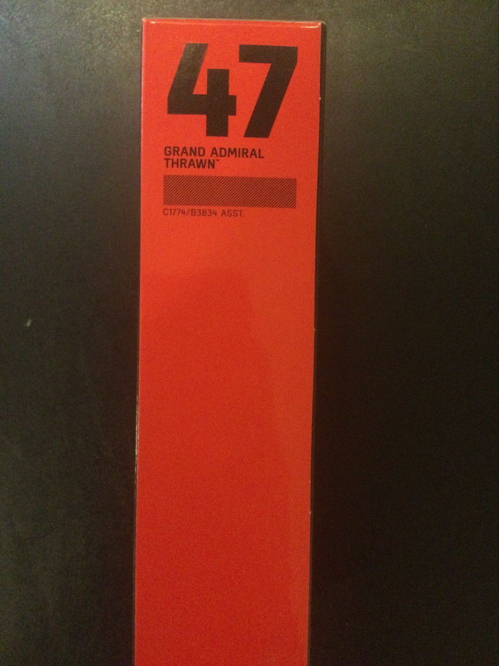 Red - #47 - Grand Admiral Thrawn - Hasbro ((2015-2020) 6” Black Series Red Wave) action figure collectible [Barcode 630509532223] - Main Image 3