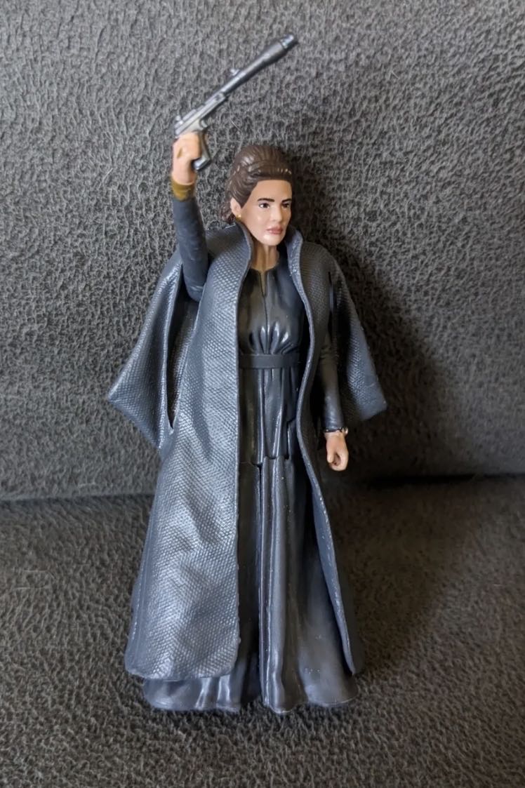 General Leia Organa TLJ Force Link - Hasbro (Star Wars Episode VIII: The Last Jedi) action figure collectible [Barcode 630509532735] - Main Image 3
