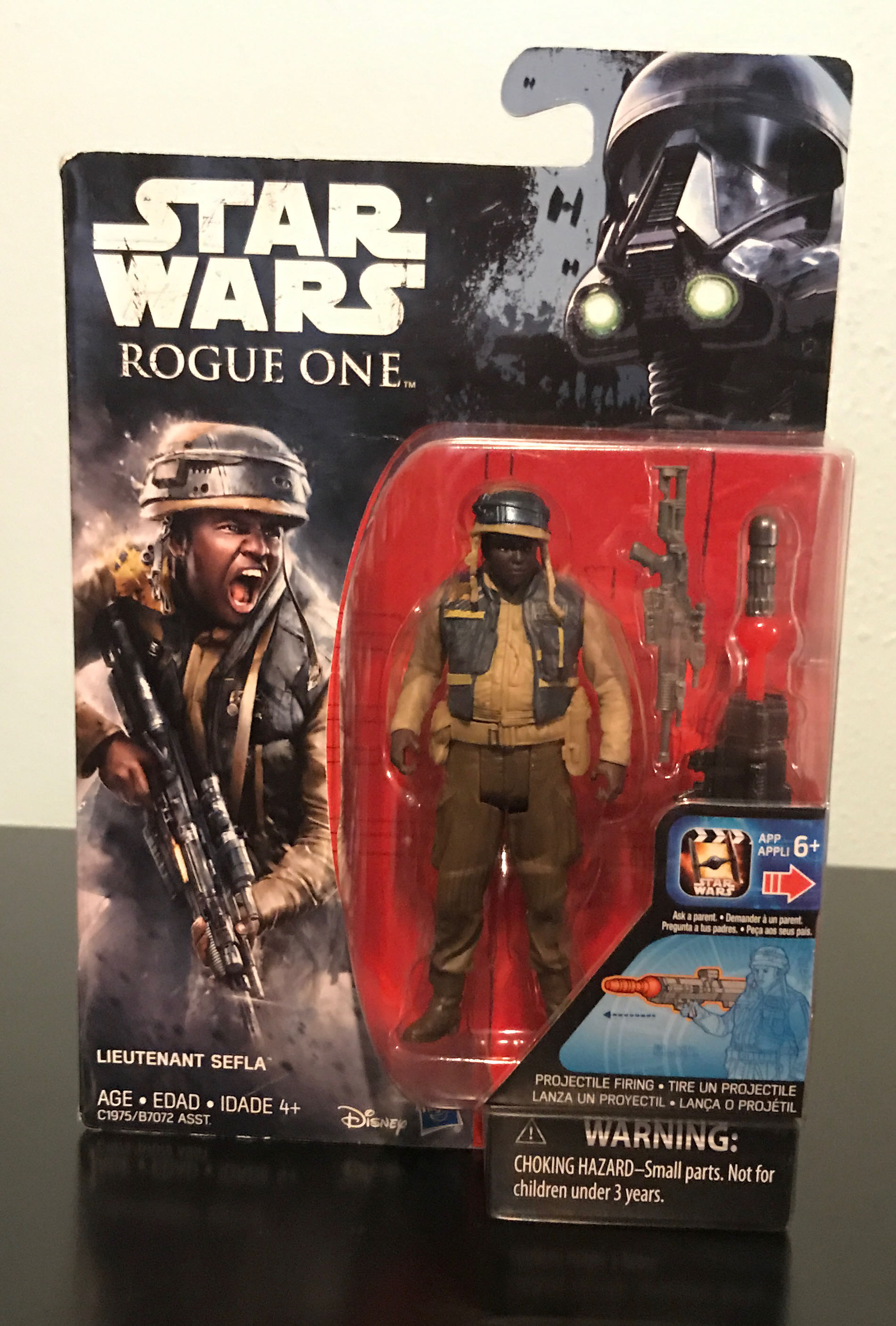 Lieutenant Sefla - Hasbro (Rogue One) action figure collectible [Barcode 630509532926] - Main Image 3